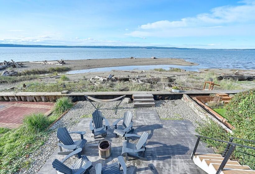 Coastal Pnw Home On Swimmable Beach W/ Hot Tub!