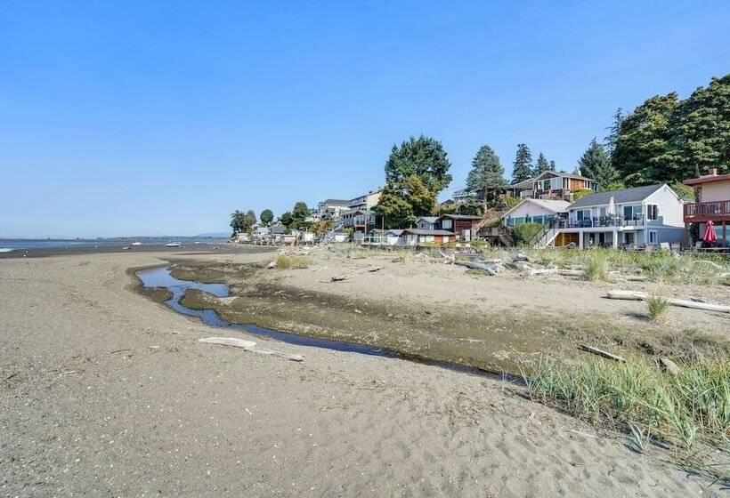 Coastal Pnw Home On Swimmable Beach W/ Hot Tub!