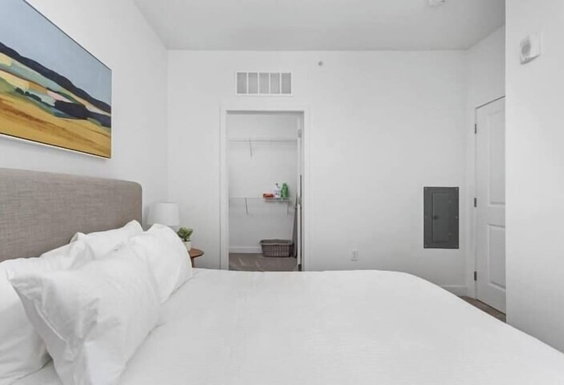 Cozysuites Boutique 1br Downtown Indy