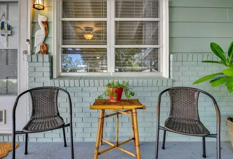 Dog Friendly Daytona Beach Cottage W/ Patio!