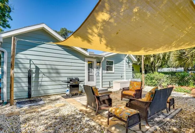Dog Friendly Daytona Beach Cottage W/ Patio!