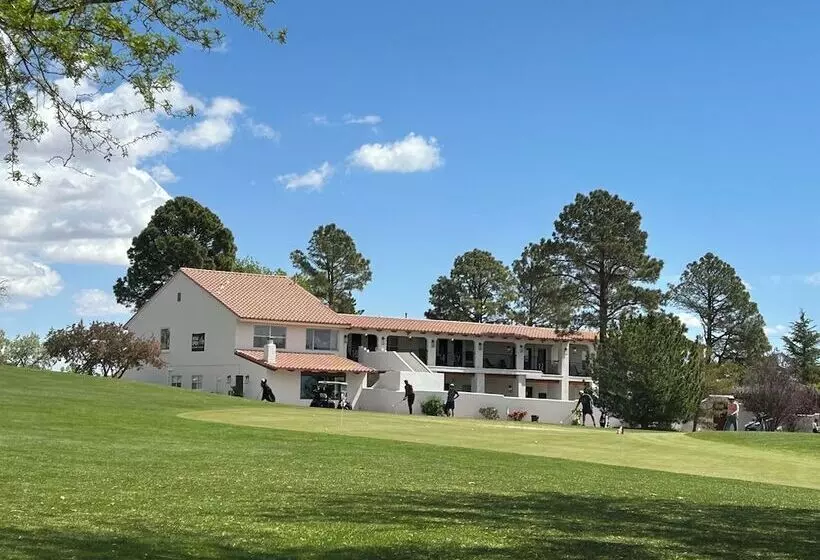 El Verde Inn