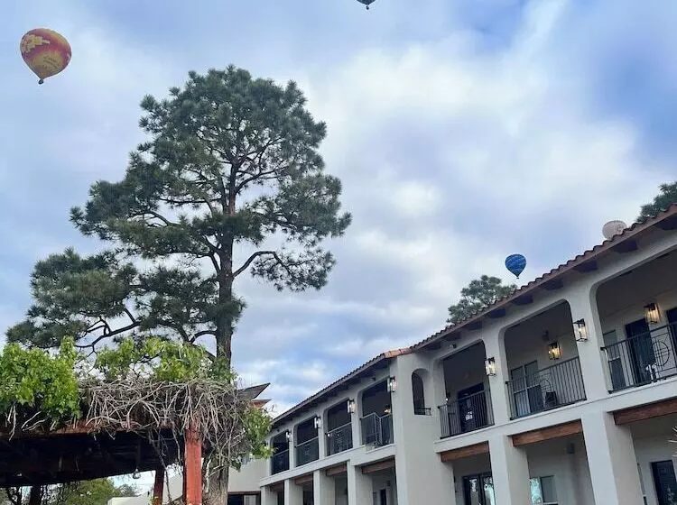 El Verde Inn