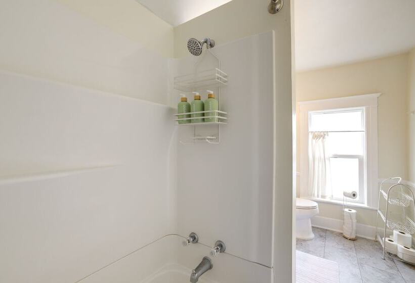 Family Friendly Jackson Home W/ Sunroom: Near Golf