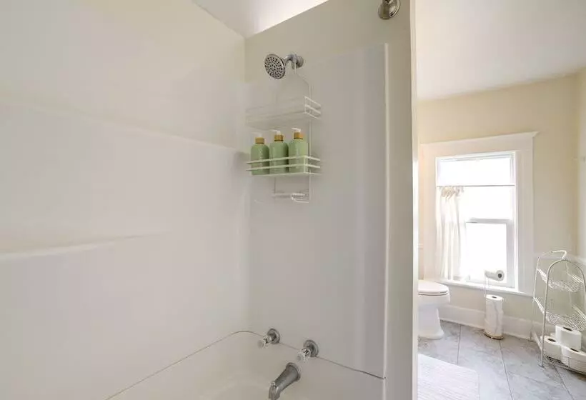 Family Friendly Jackson Home W/ Sunroom: Near Golf