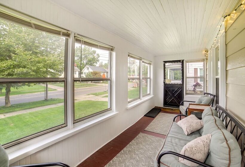 Family Friendly Jackson Home W/ Sunroom: Near Golf