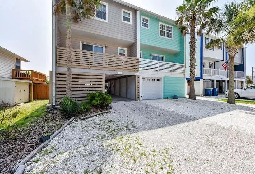 Fernandina Beach Vacation Rental: Steps To Beach!