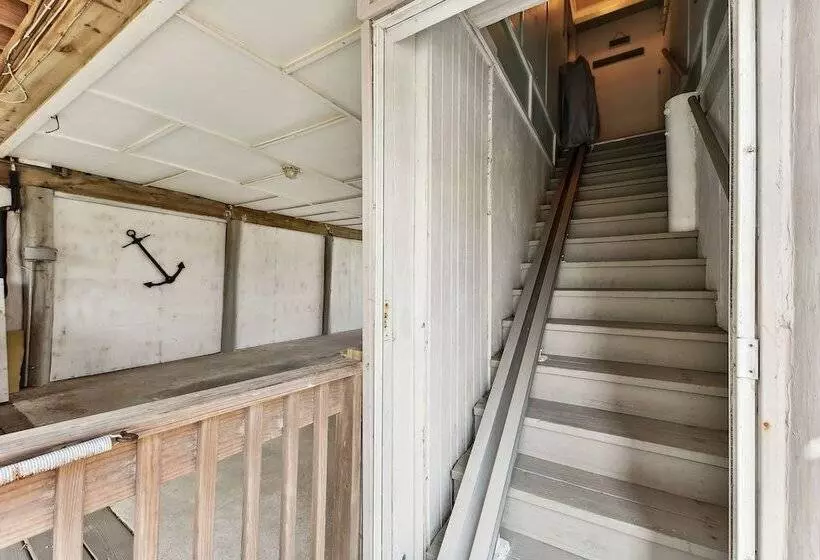 Fernandina Beach Vacation Rental: Steps To Beach!