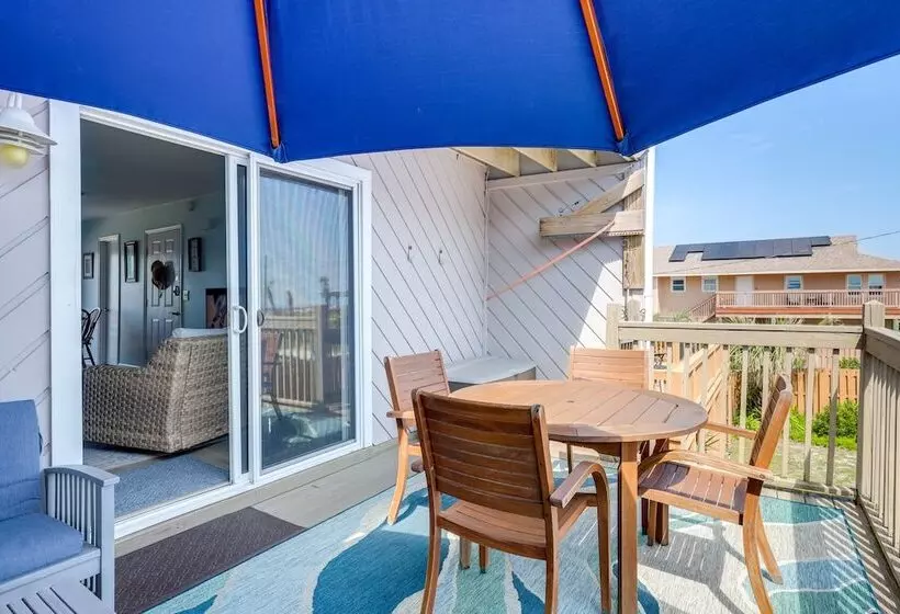 Fernandina Beach Vacation Rental: Steps To Beach!