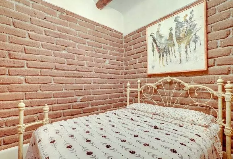 Historic Adobe Los Cerrillos Home W/ Mountain View