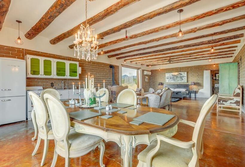 Historic Adobe Los Cerrillos Home W/ Mountain View