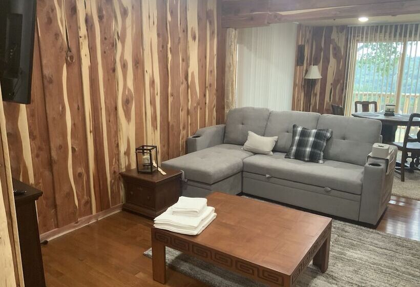 فندق Cedar House