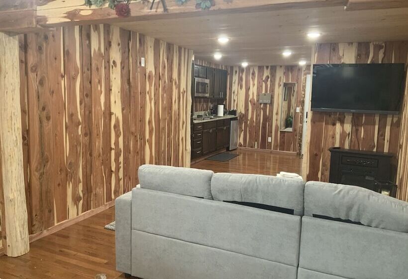 فندق Cedar House