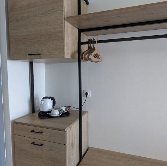 בית מלון כפרי Costa Ionica Mytikas Seaside