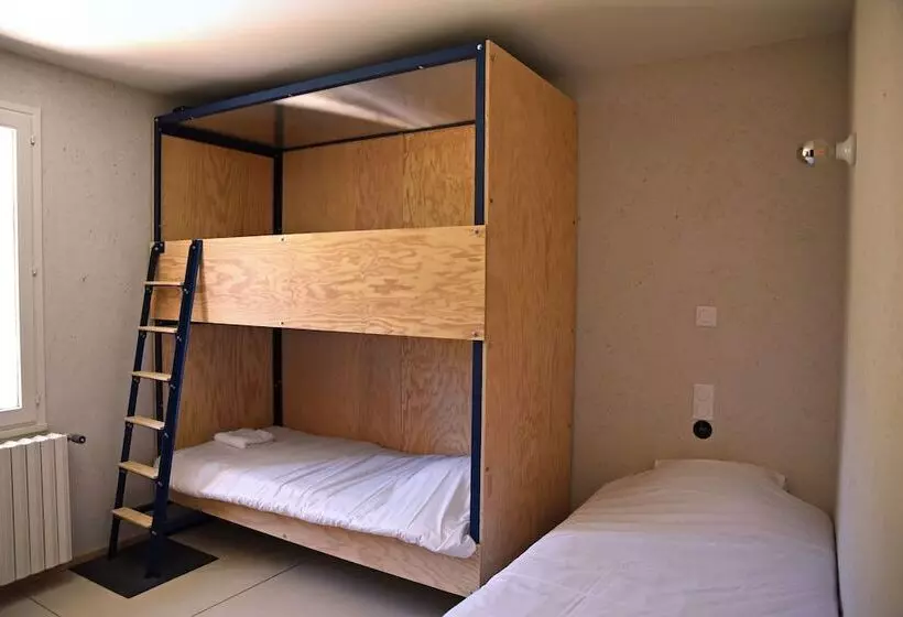 Hotelli Hostel Quartier Libre