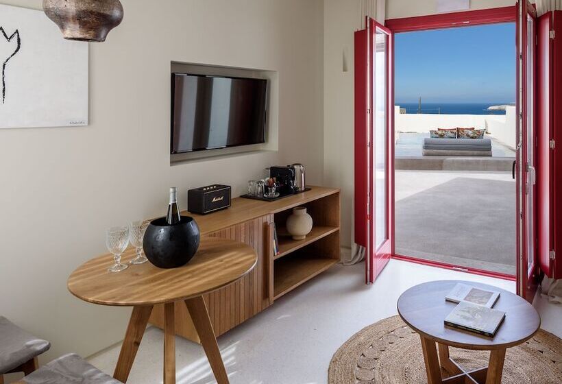 Отель Potnia Theron Suites