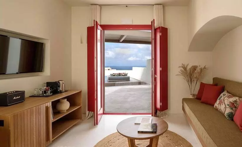 Hotelli Potnia Theron Suites