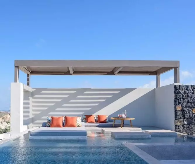 Hotelli Potnia Theron Suites