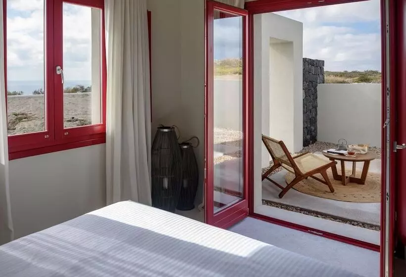 Hotelli Potnia Theron Suites