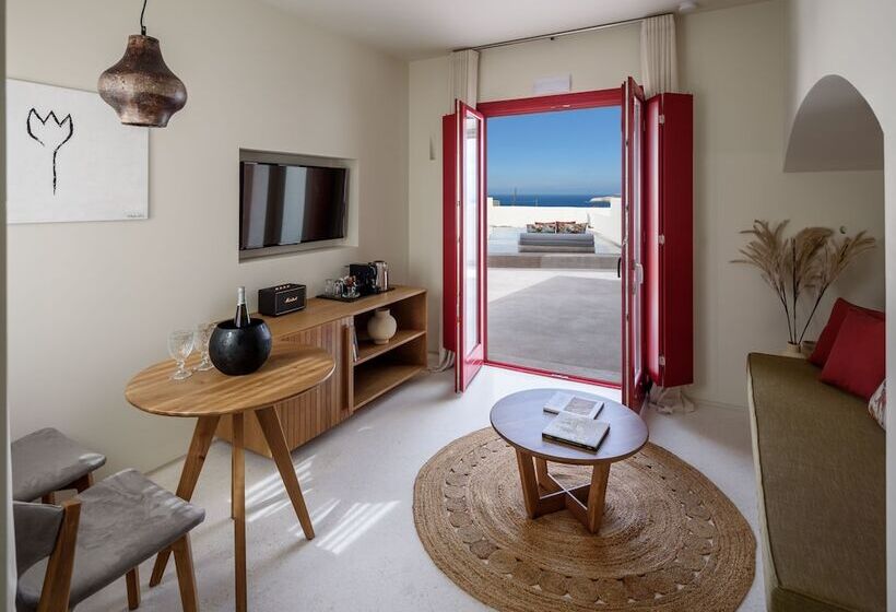 Отель Potnia Theron Suites