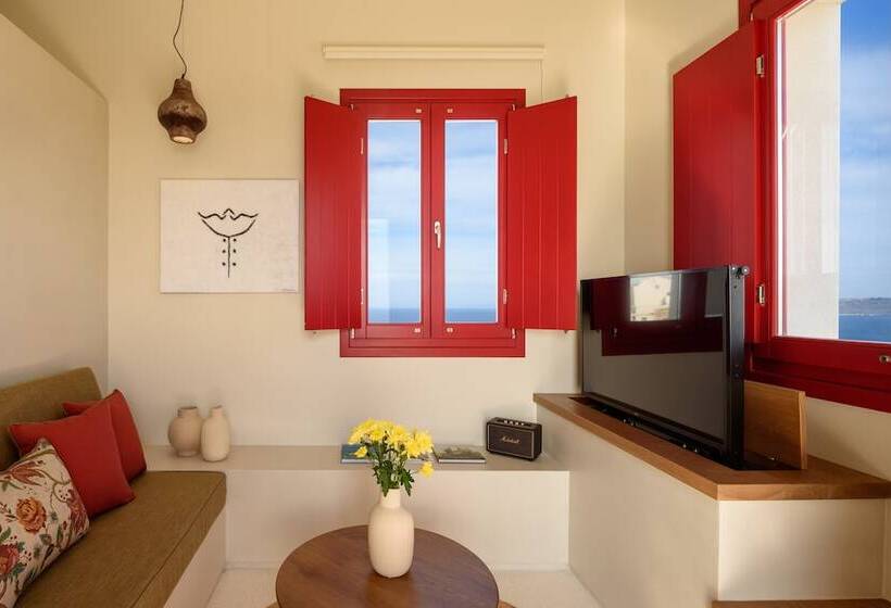 Отель Potnia Theron Suites