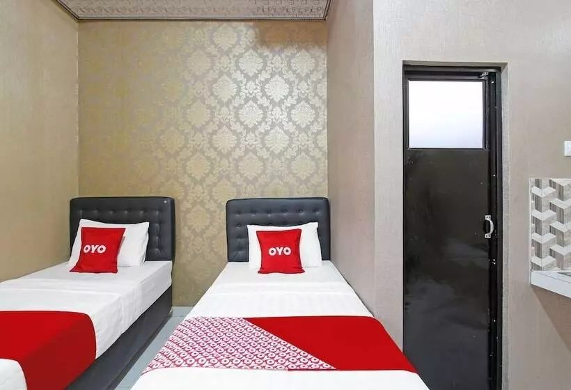 Hotelli Tahesa Guesthouse Syariah By Oyo