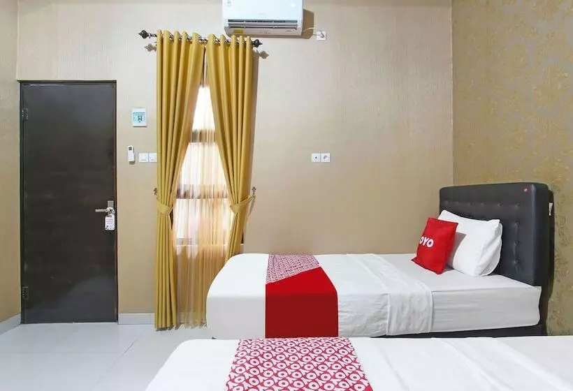 Hotelli Tahesa Guesthouse Syariah By Oyo