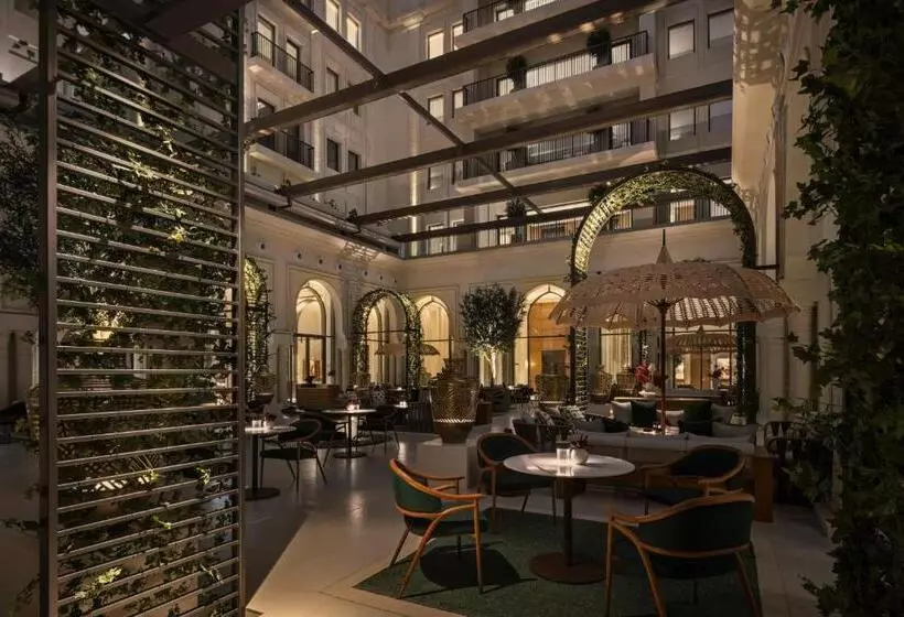 Hotelli Vida Creek Beach