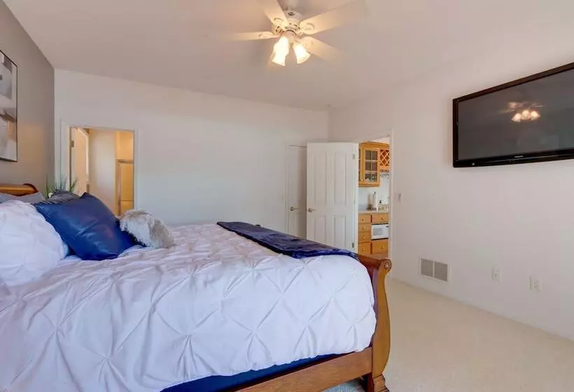 Private Dock + 4 Decks: Lake Ozark Retreat!