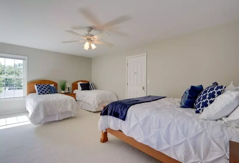 Private Dock + 4 Decks: Lake Ozark Retreat!