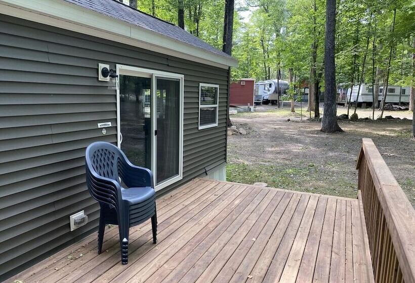 Lincolnwood Tiny House 13