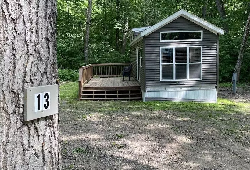 Lincolnwood Tiny House 13