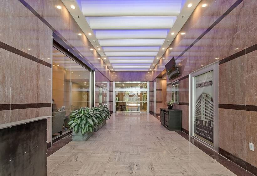 Lively 4br Condo Steps To French Quarter Unit 518