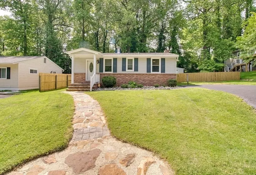 Maryland Vacation Rental: Walk To Beach