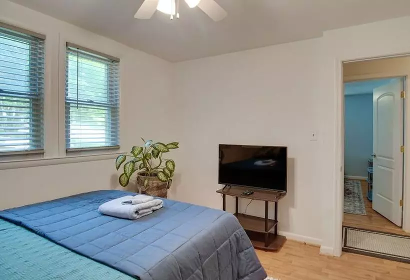 Maryland Vacation Rental: Walk To Beach