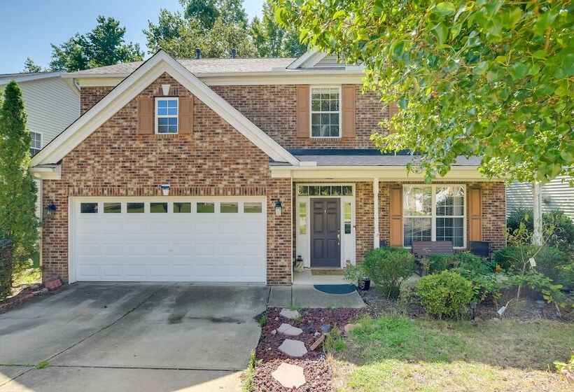 Pet Friendly Holly Springs Residence With Deck!