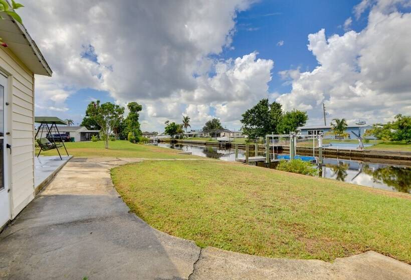 Pet Friendly Port Charlotte Home W/ Canal Access!