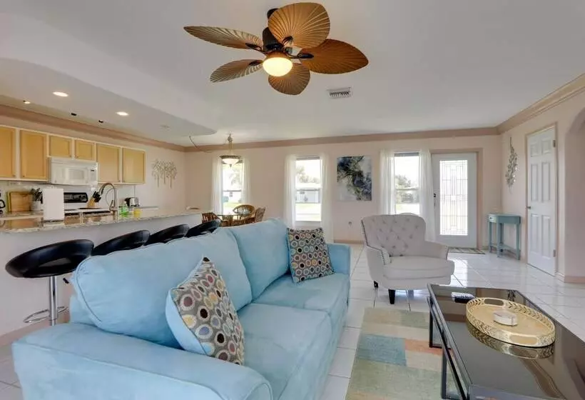 Pet Friendly Port Charlotte Home W/ Canal Access!