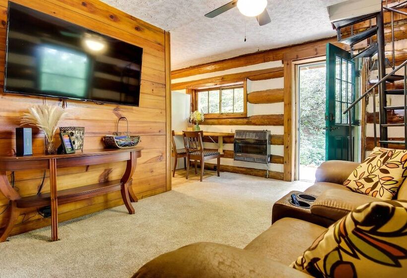 Pisgah Forest Cabin W/ Mountain + Waterfall Views!