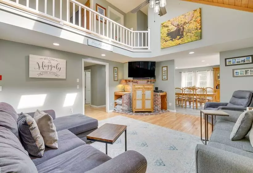 Searsport Paradise W/ Private Pool & Patio!