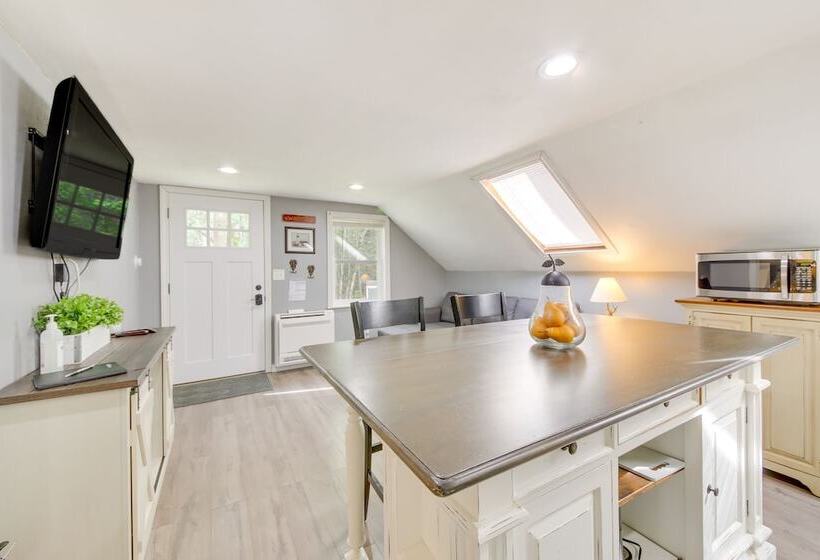 Searsport Paradise W/ Private Pool & Patio!