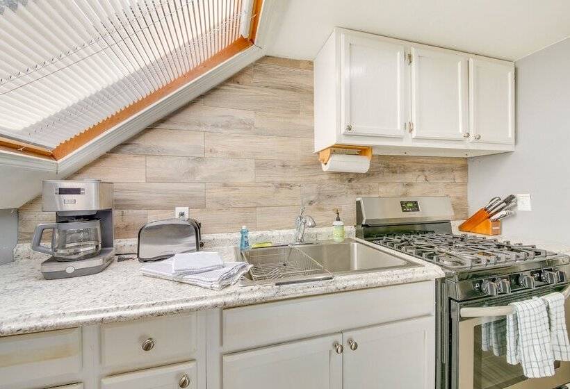 Searsport Paradise W/ Private Pool & Patio!