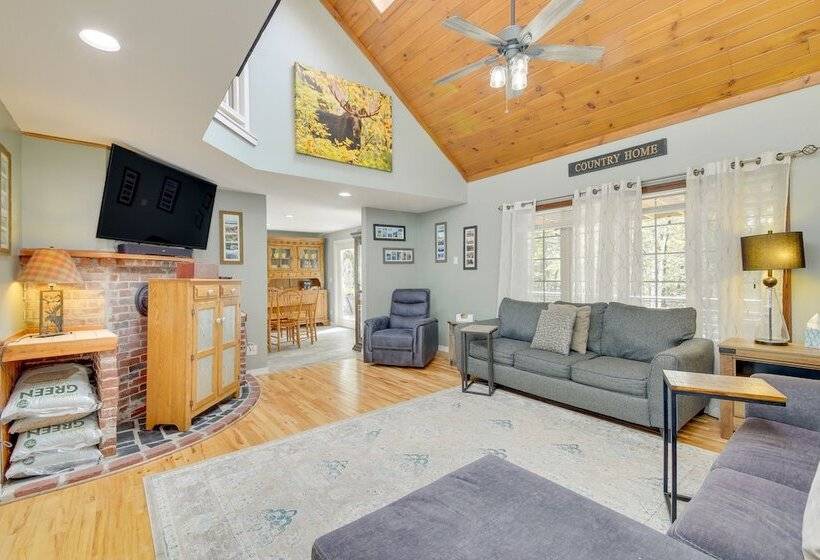 Searsport Paradise W/ Private Pool & Patio!