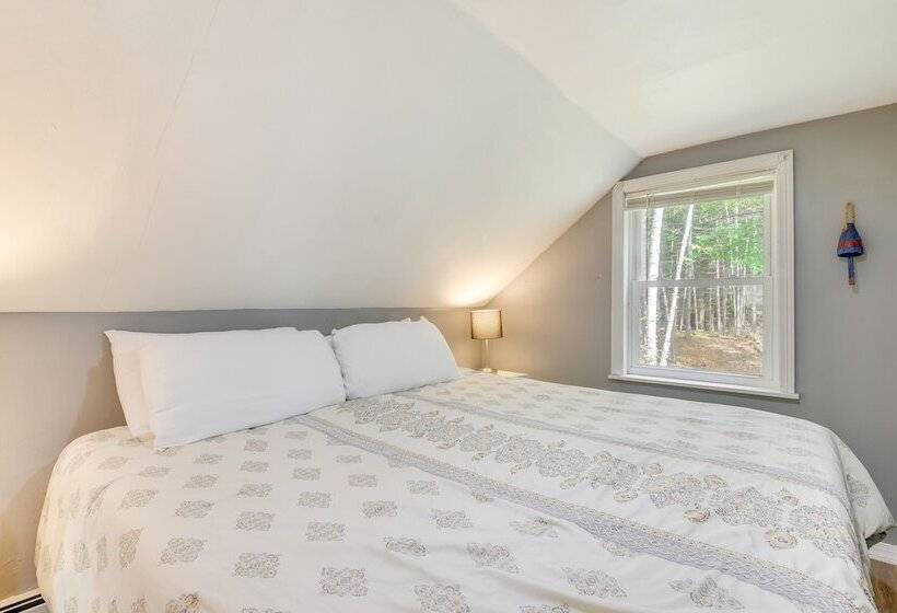 Searsport Paradise W/ Private Pool & Patio!