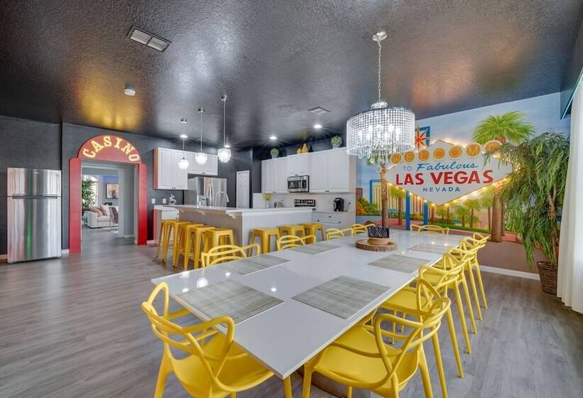 Spacious Kissimmee Oasis W/ Resort Style Amenities