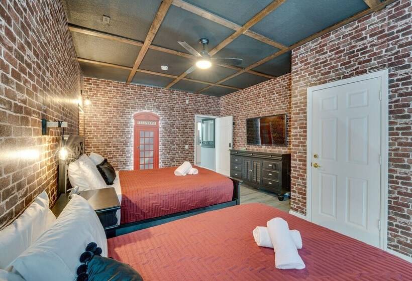 Spacious Kissimmee Oasis W/ Resort Style Amenities