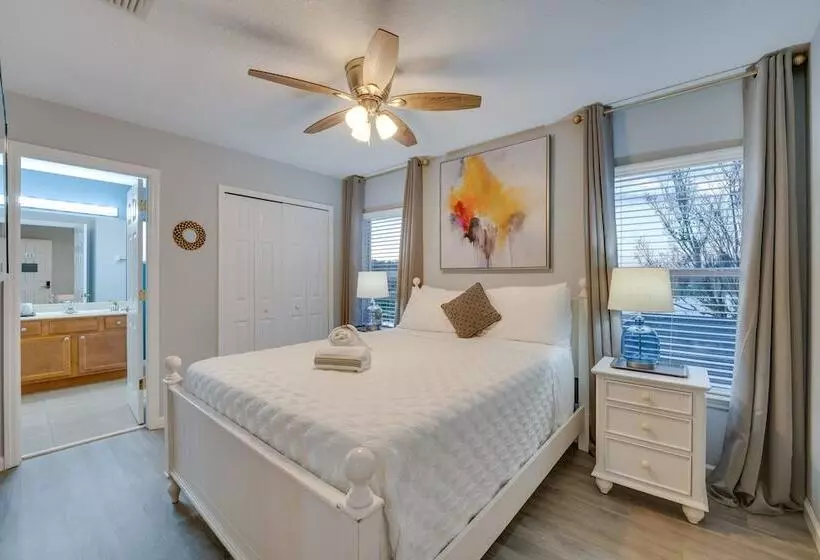 Spacious Kissimmee Oasis W/ Resort Style Amenities