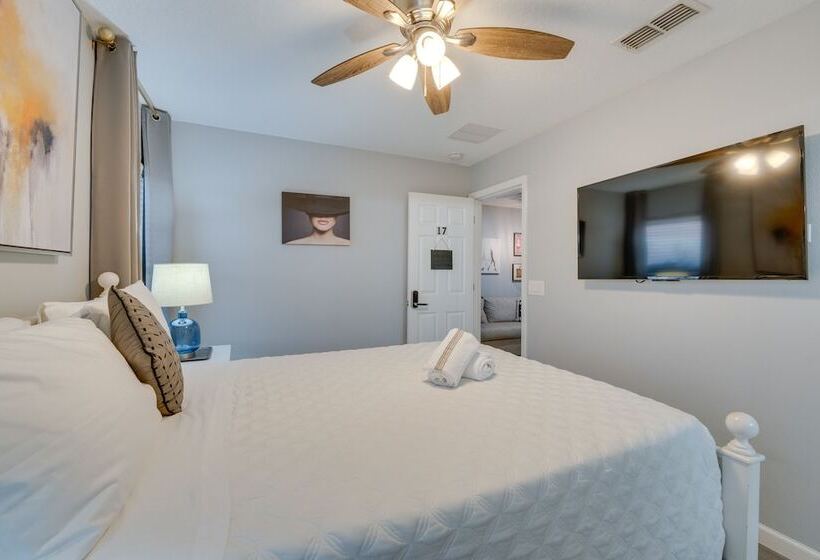 Spacious Kissimmee Oasis W/ Resort Style Amenities