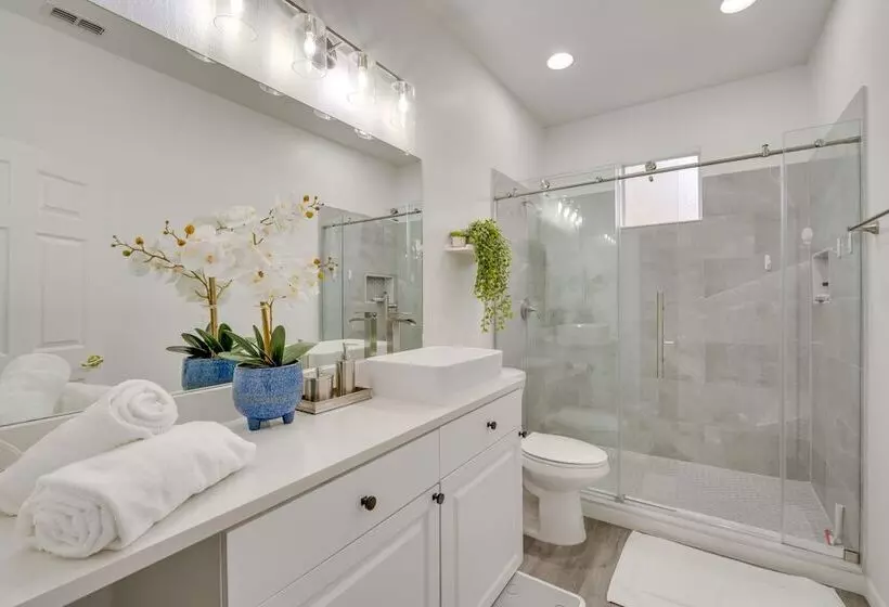 Spacious Kissimmee Oasis W/ Resort Style Amenities