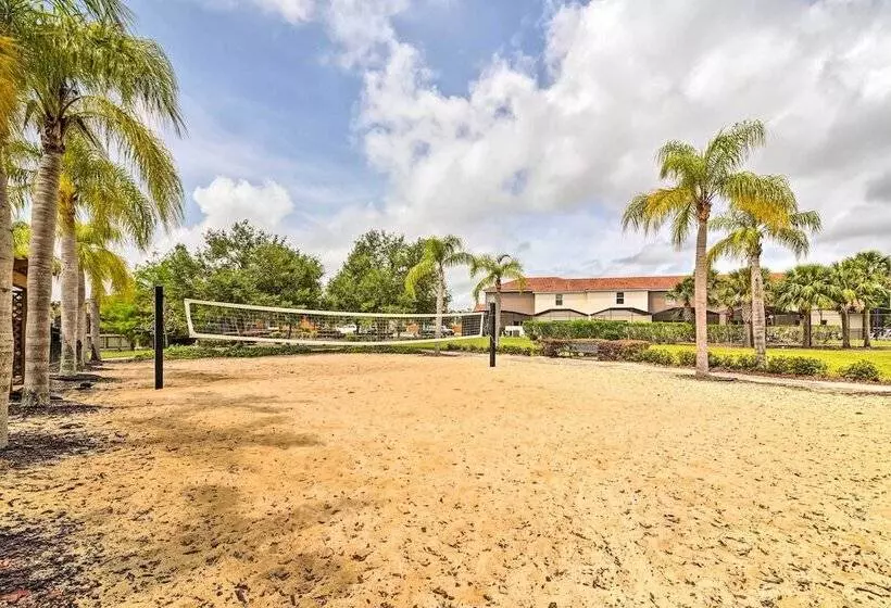 Spacious Kissimmee Oasis W/ Resort Style Amenities